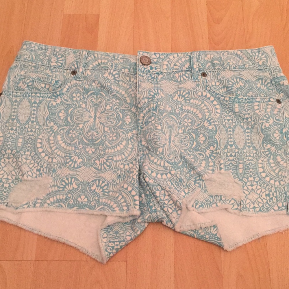 Aeropostale light blue shorts!